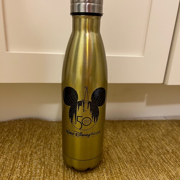 BNWT DisneyWorld 50th Exclusive Swell Water Bottle Oct 1,2021 "Day Of" - Picture 1 of 1